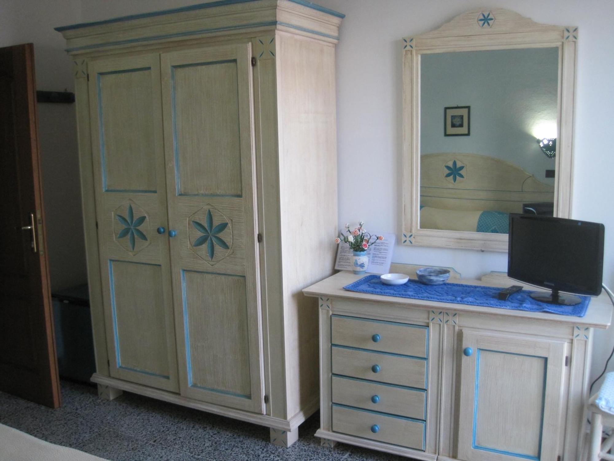 Hotel Moderno Santa Teresa Gallura Quarto foto
